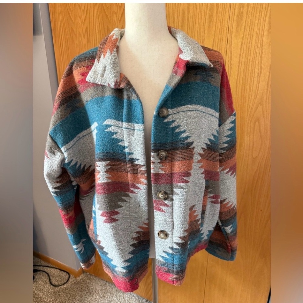 Women's Multicolor Aztec Patterned Jacket - Picture 2 of 5